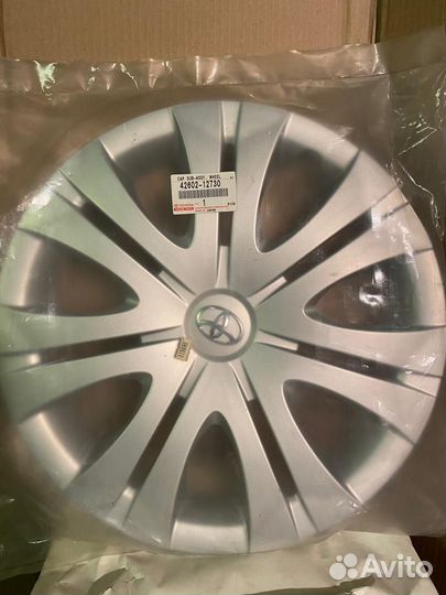 Колпак на диск Toyota Corolla