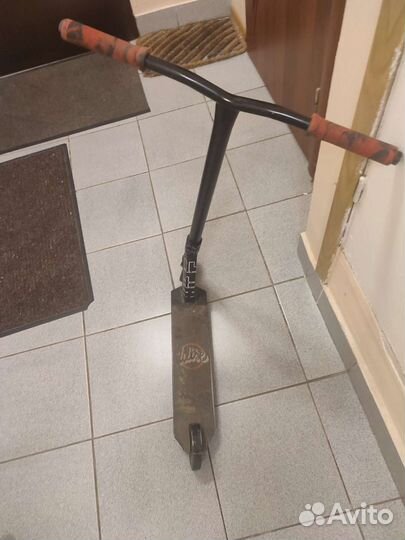 Трюковой самокат