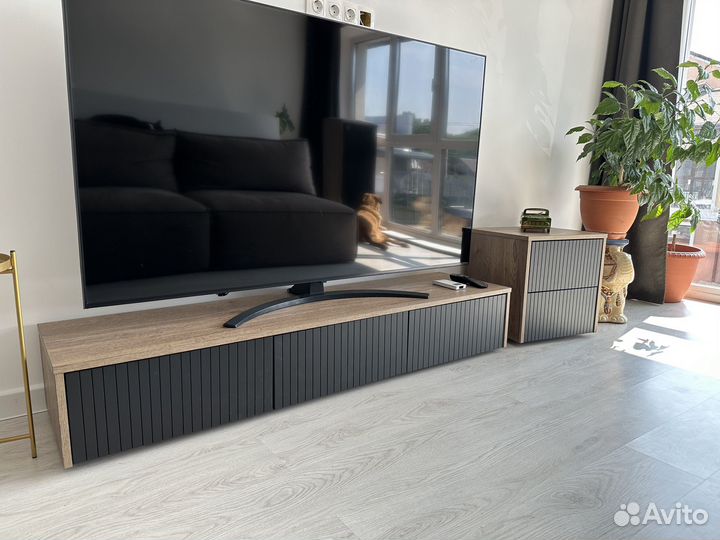 Тумба под телевизор