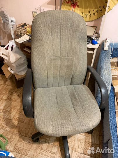 Компьютерное кресло