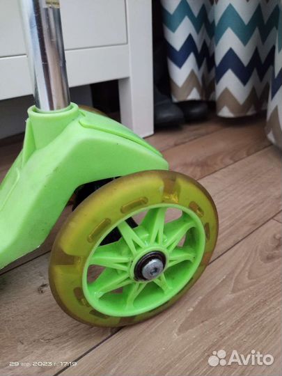 Самокат детский трехколесный бу