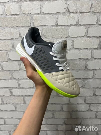 Футзалки nike lunar gato