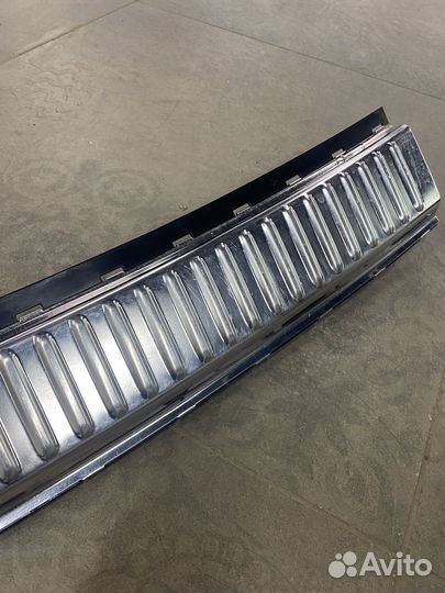 Накладка багажника VW touareg 7p0863459e