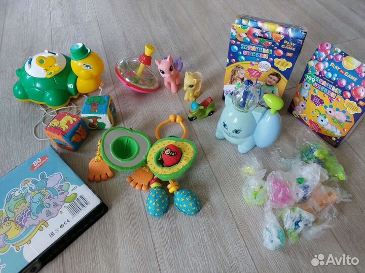 Мягкие и развивающие игрушки пакетом