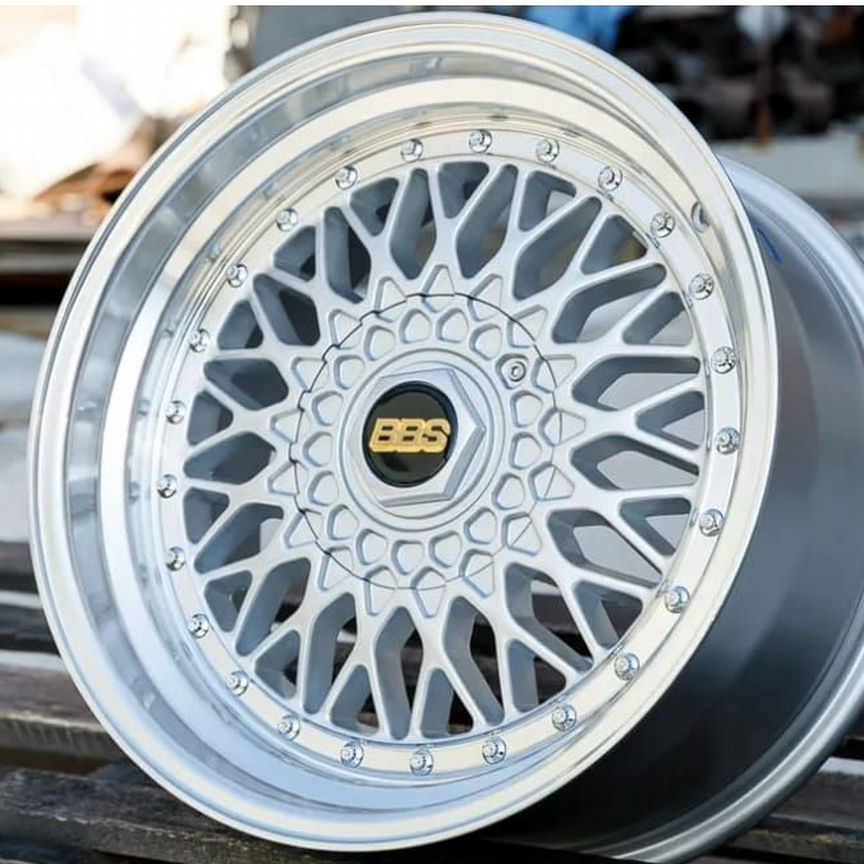 Литые диски BBS RS 8.5×R17 5×100
