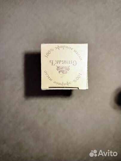 Эфирное масло эвкалипта в запечатанной упаковке