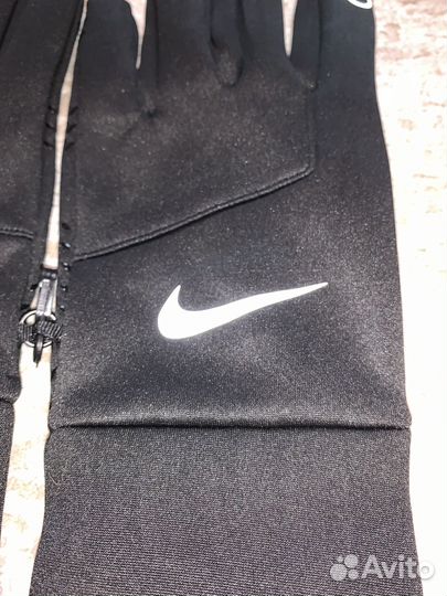 Перчатки Nike