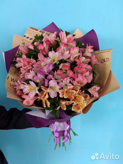 Букет из альстромерий