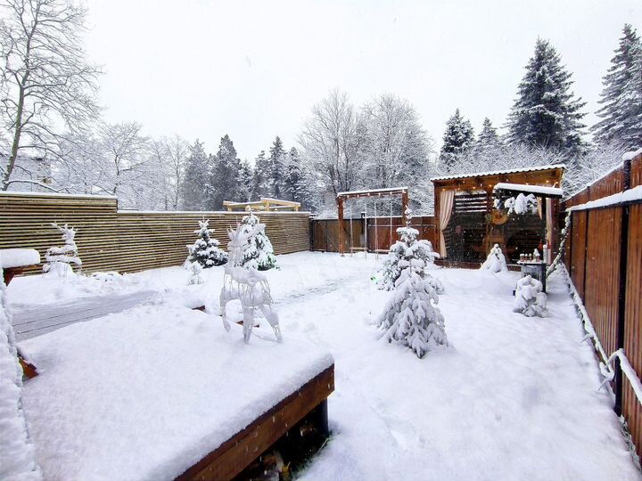 Дом 42 м² на участке 3 сот.