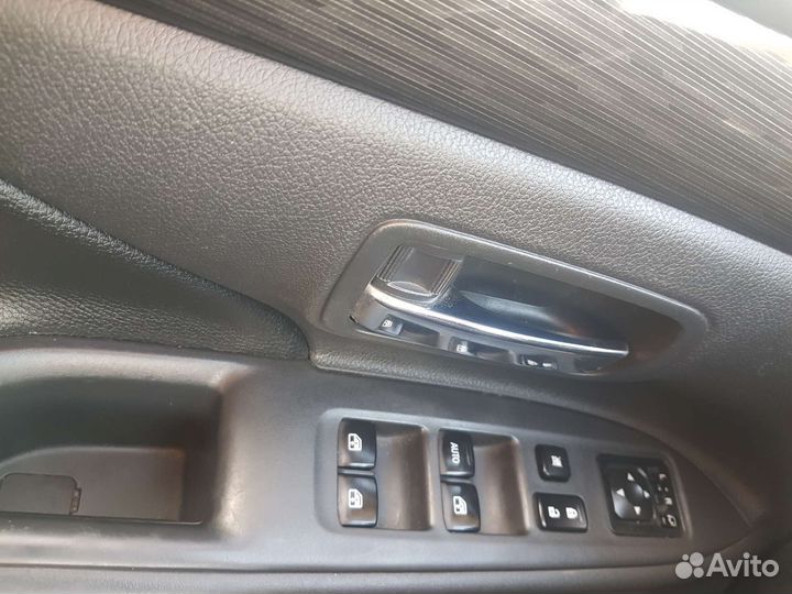 Mitsubishi Outlander 2.4 CVT, 2015, 98 000 км