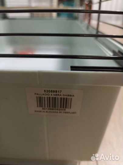 Большая клетка для птиц