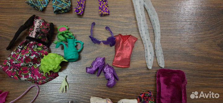 Аксессуары и одежда для кукол монстр хай