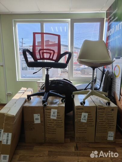 Компьютерный стул