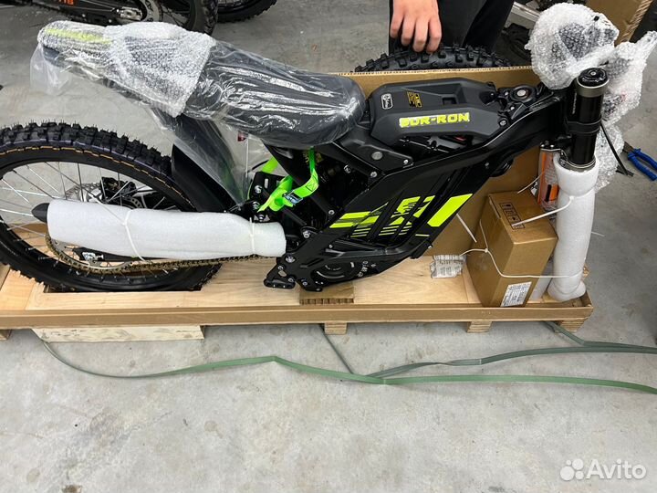 SUR-RON Light Bee X black