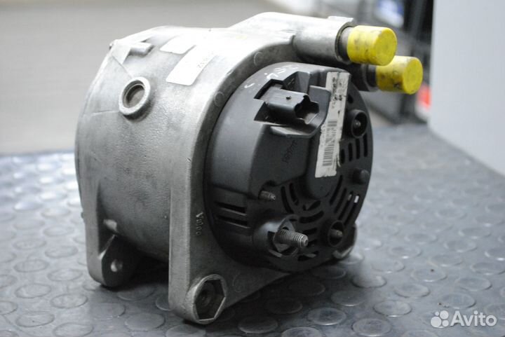 Генератор Renault Espace 1.9 DCi, 2.2 DCi, 2.0 б/у