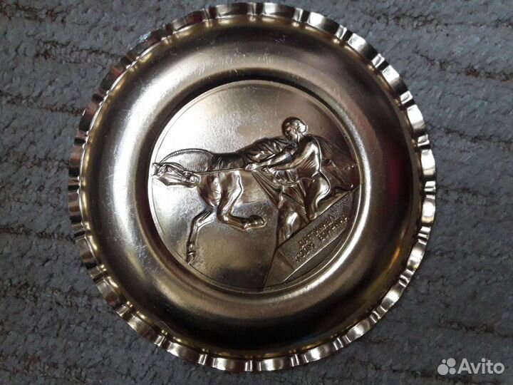 Настенные тарелки СССР