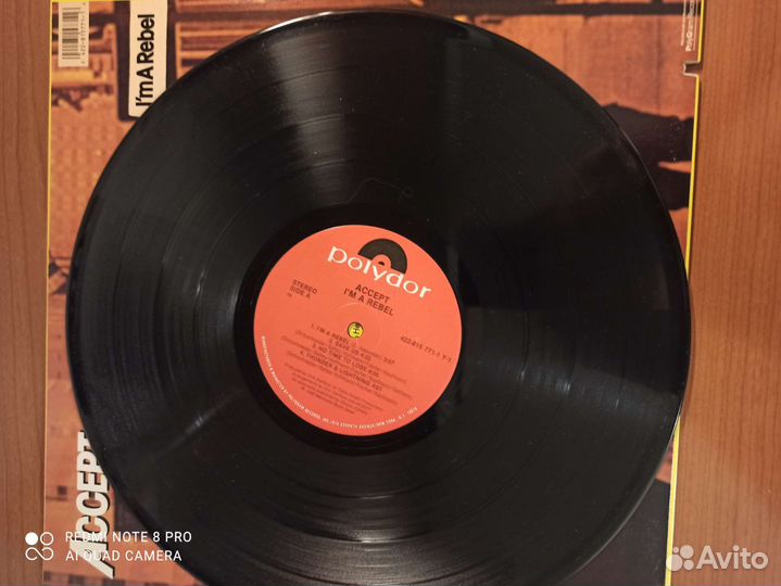 Коллекция виниловых пластинок