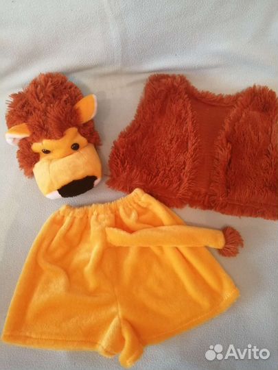 Заяц, лев. Костюм новогодний