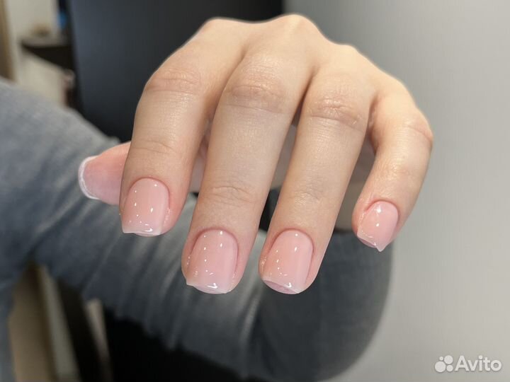 Маникюр и педикюр