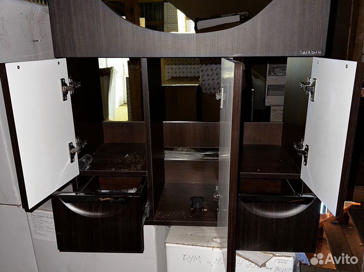 Мебель для ванной комнаты Тумба