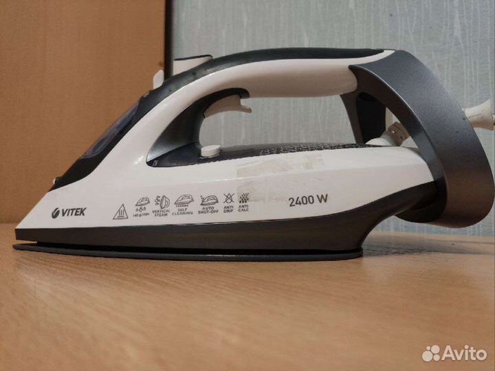 Новый Утюг Vitek VT-8340