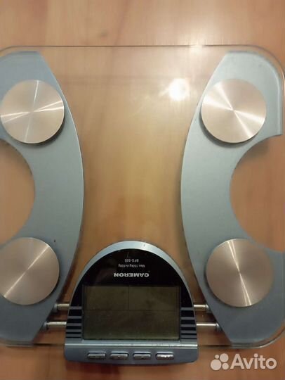 Весы напольные электронные бу фифектные