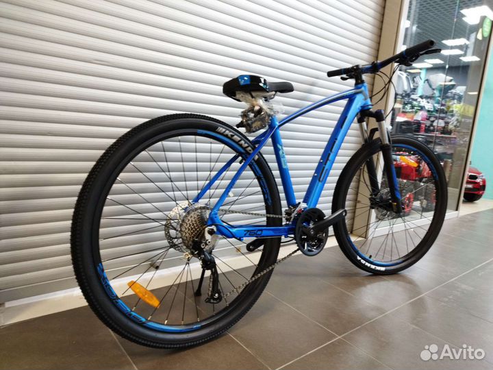 Велосипед горный Stels Navigator 760 D 27.5