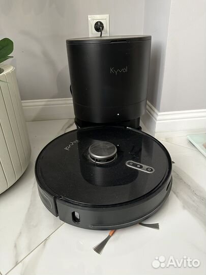 Робот пылесос kyvol