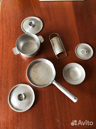 Детская игрушечная плита+ набор посуды времен СССР