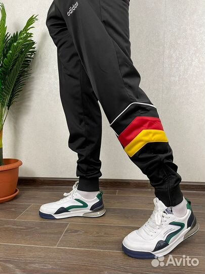 Костюм спортивный adidas 