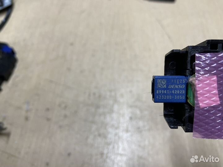 Датчик дождя Toyota Rav4 XA50