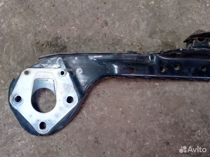 Кронштейн заднего бампера BMW X5 e53