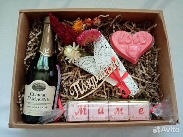 Подарочная коробка - бокс для мамы