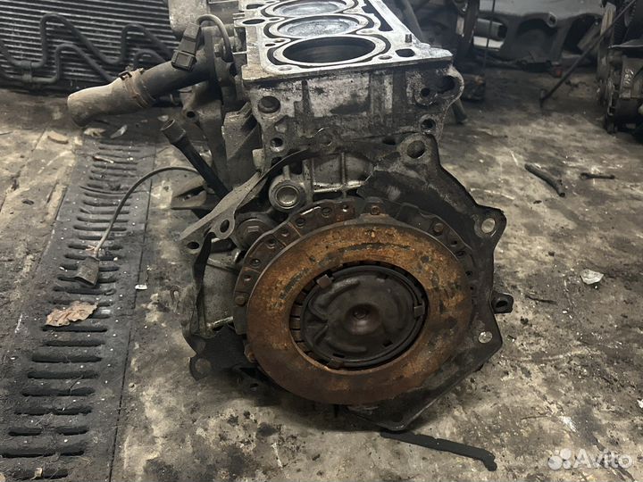 Блок двигателя в сборе гольф 4 шкода тур AKL 1,6