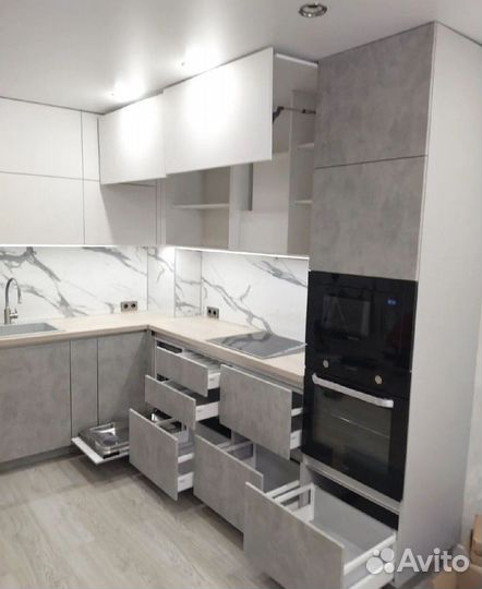 Кухонный гарнитур на заказ. Долговечные материалы