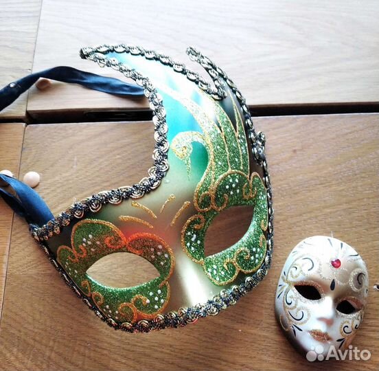 Маска новая из Италии карнавальная