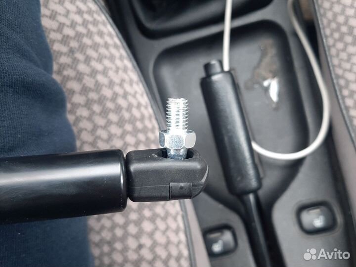 Газовая упора на любое авто