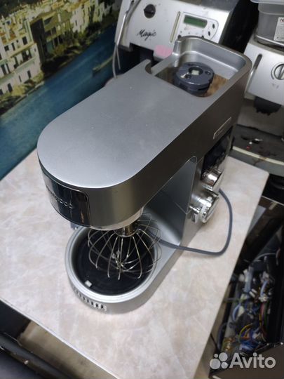 Разбор Кухонный комбайн Kenwood 9040
