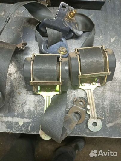 Ремни безопасности Рено Симбол, Клио 1