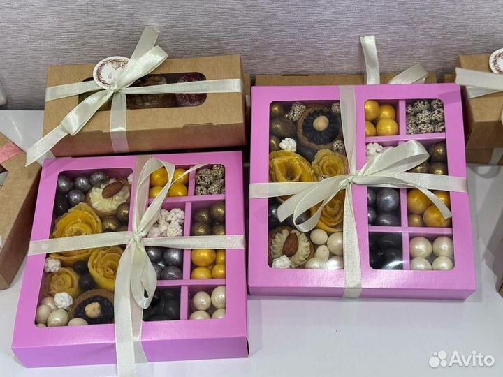 Подарочные наборы с орешками и сухофруктами