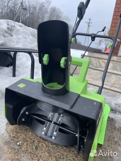 Снегоуборщик сибртех эсб-2000