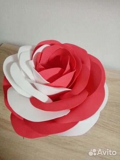 Ночник Роза на бокале