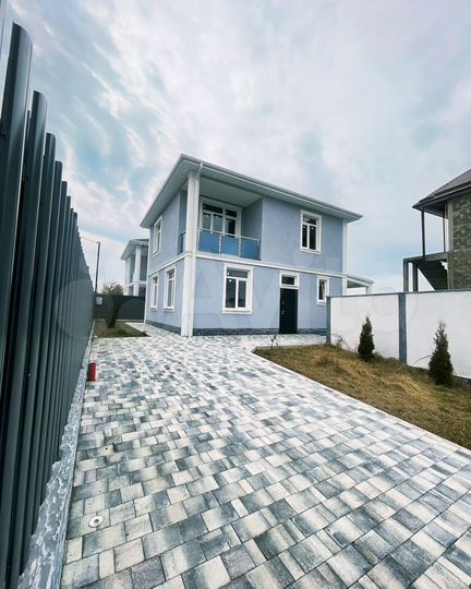 Коттедж 159 м² на участке 4 сот.