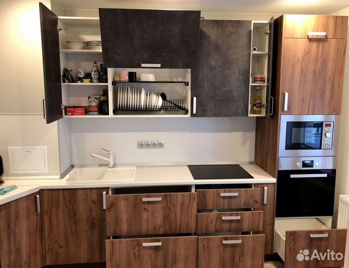 Кухня на заказ. Доставка и сборка