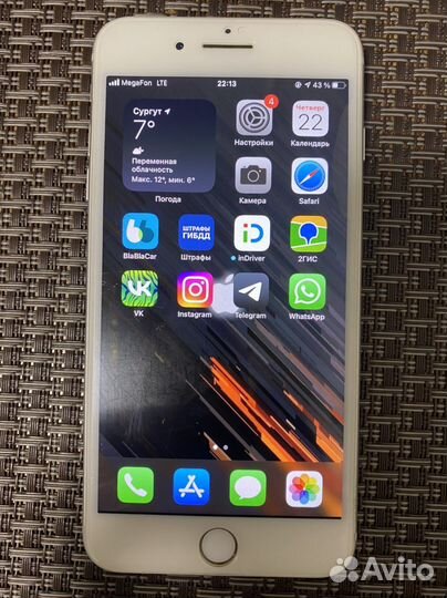 iPhone 8 Plus, 64 ГБ