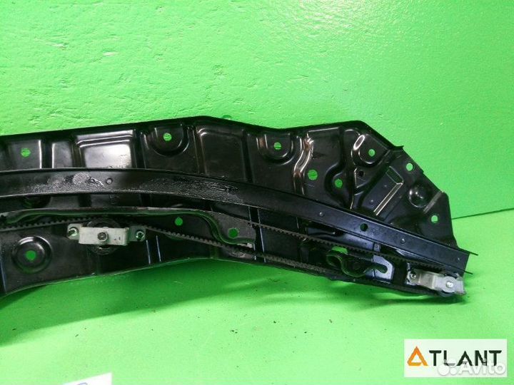 Доводчик двери задний правый toyota vellfire