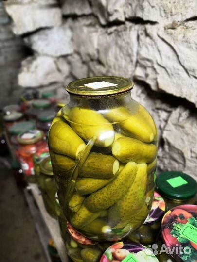 Огурцы,бобы,чеснок,капуста,огурцы-помидоры соленые