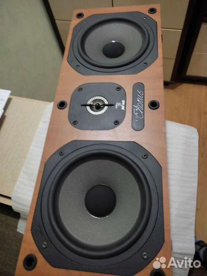 Акустическая система Focal Chorus CC 700 центр