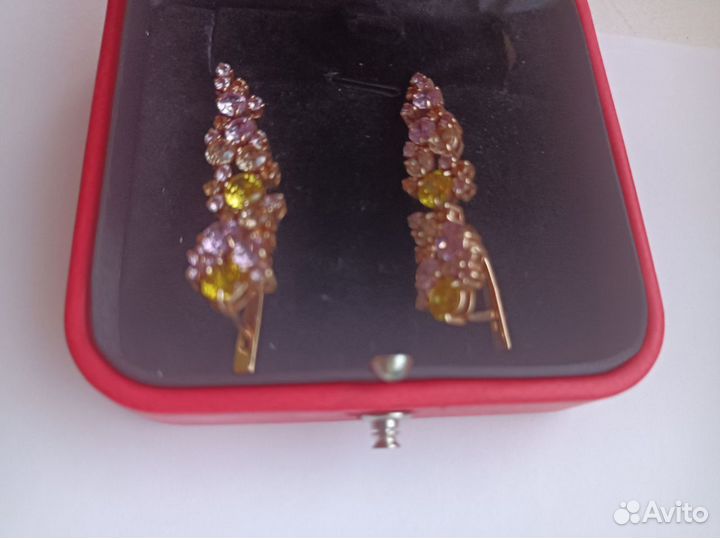 Золотые серьги