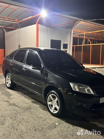 LADA Granta 1.6 МТ, 2015, 210 000 км